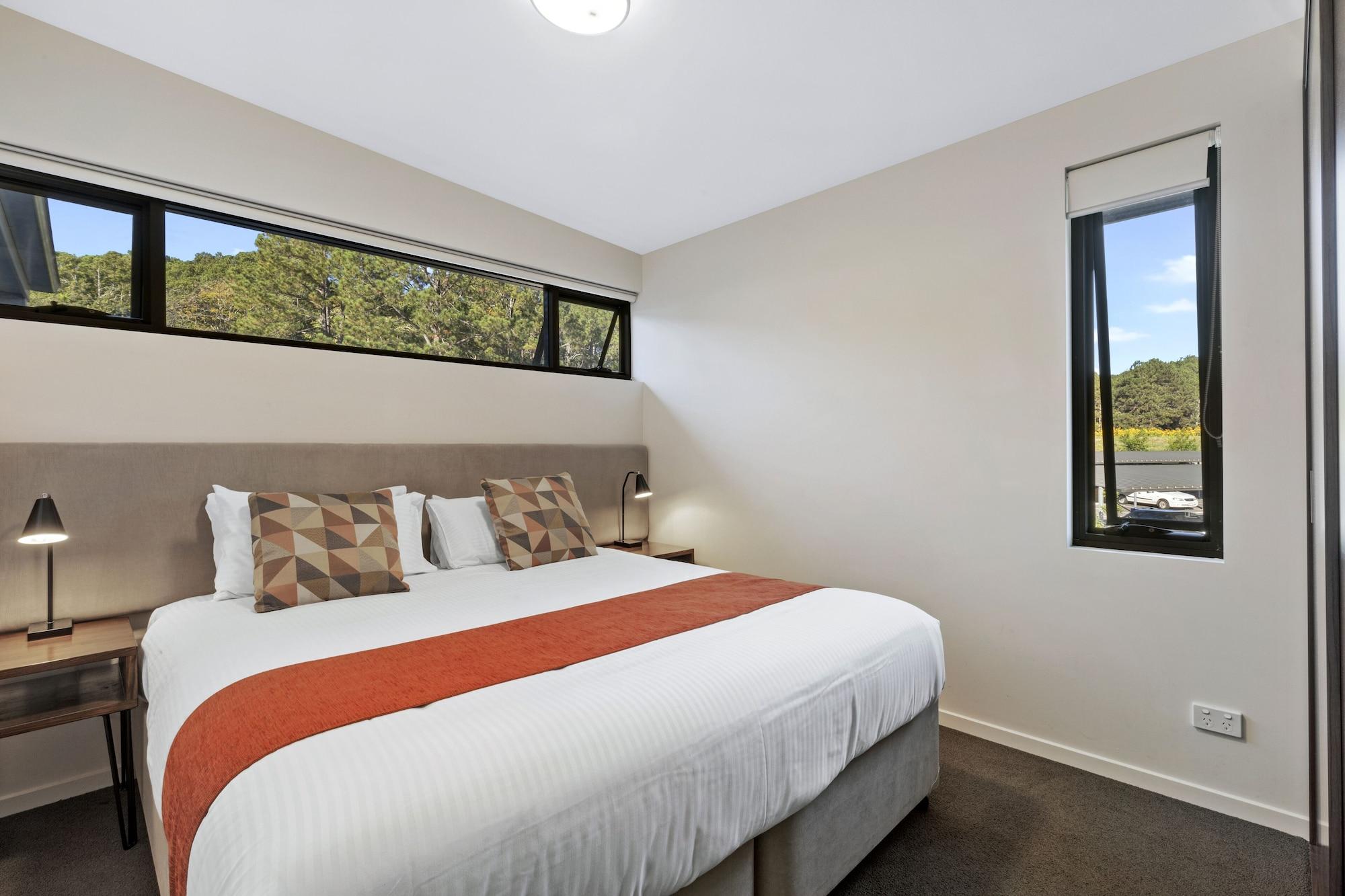 Altitude On Montville Exterior foto A bedroom at the hotel