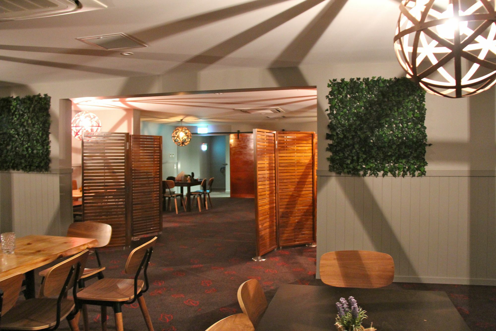Altitude On Montville Exterior foto The interior of the restaurant