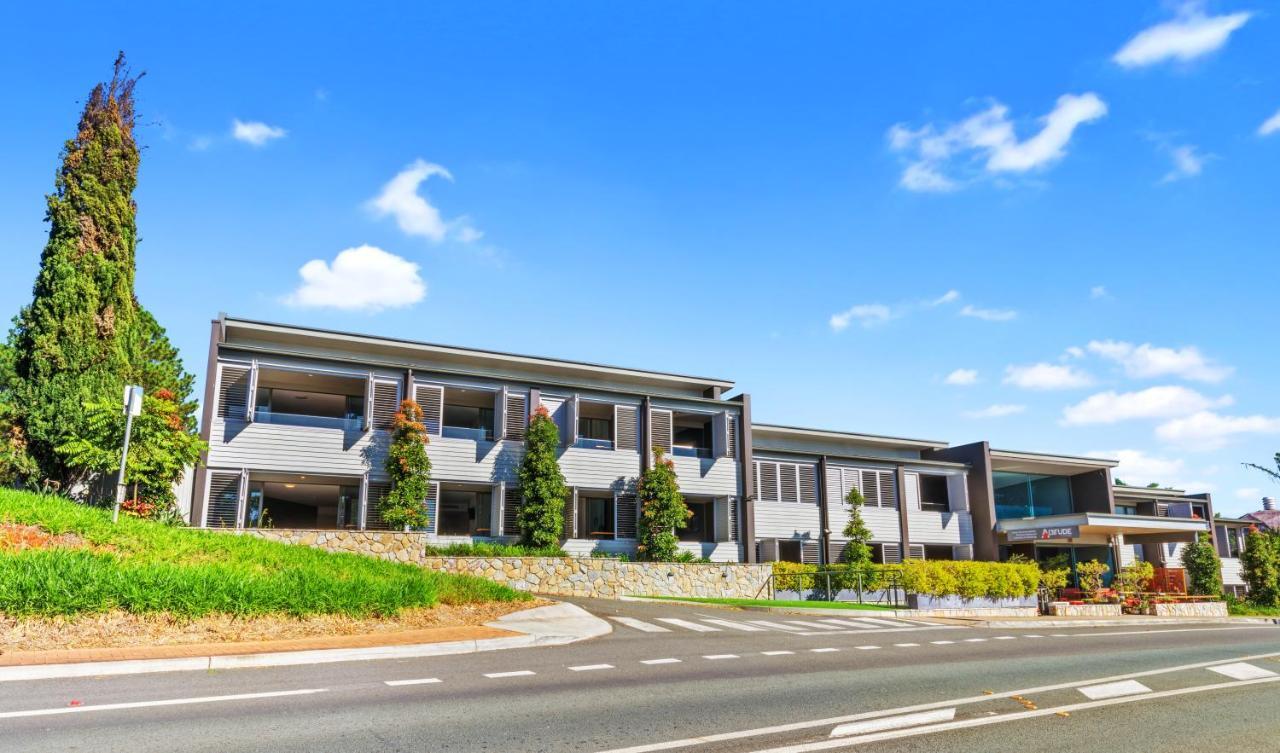 Altitude On Montville Exterior foto The new building of the University of Yamanashi